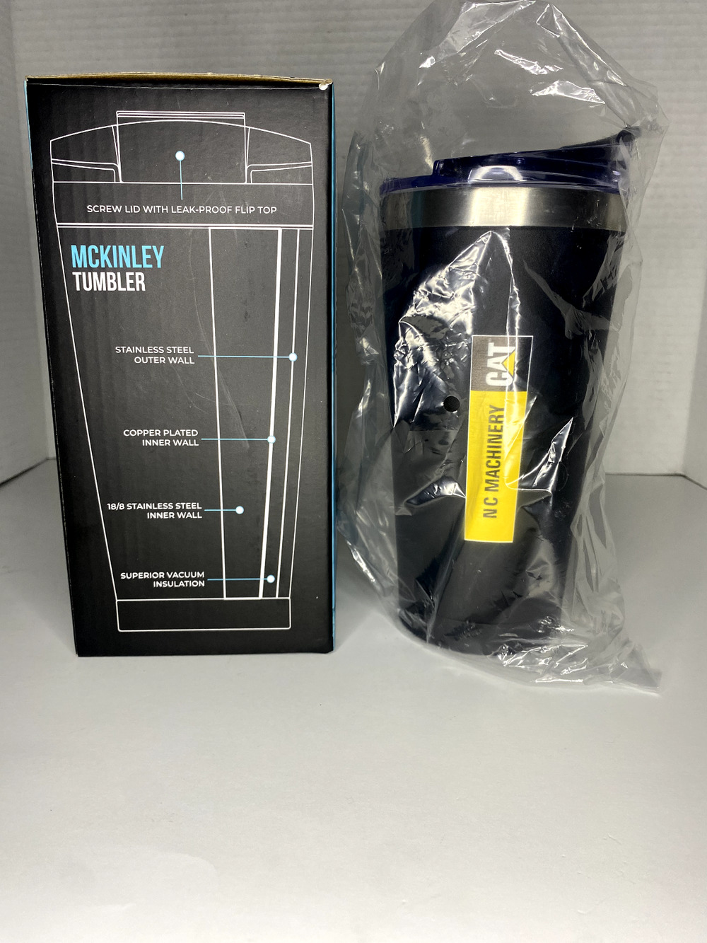 McKinley NC MACHINERY CAT TUMBLER W Screw on Lid 20 OZ NEW!